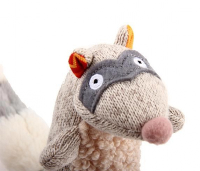 GiGwi Игрушка для собак Енот с большой пищалкой 17см